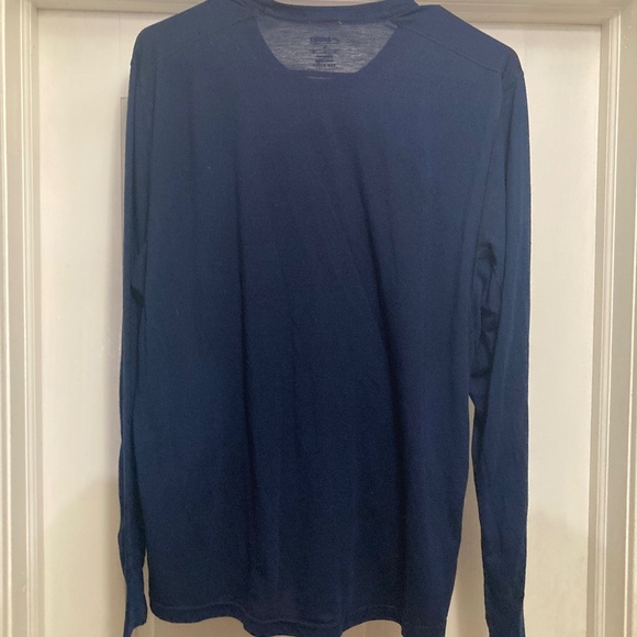 Brooks long sleeve shirt - Picture 2 of 3